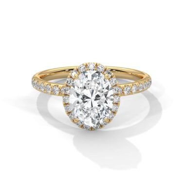 Oval Halo Pavé Engagement Ring